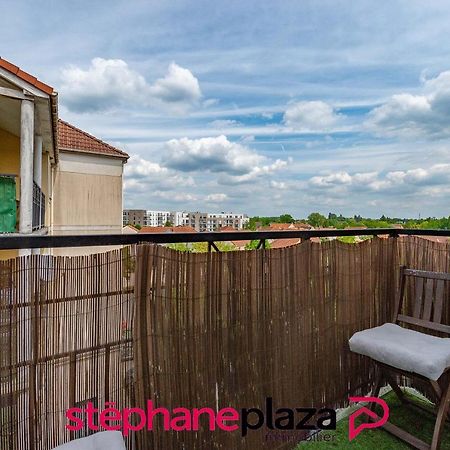 Plaza Venvolles 01 Apartman Bailly-Romainvilliers Kültér fotó