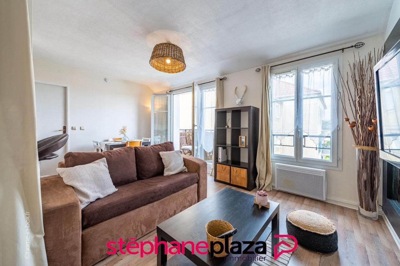 Plaza Venvolles 01 Apartman Bailly-Romainvilliers Kültér fotó